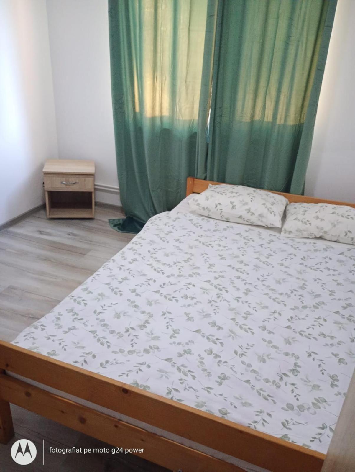 4 Rooms Apartment Tulcea Ngoại thất bức ảnh